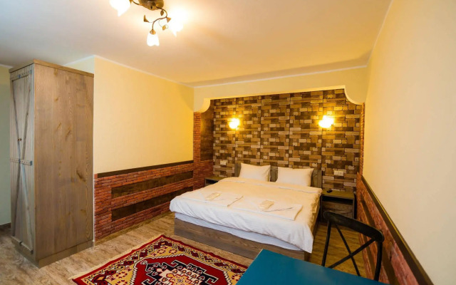 Metekhi's Galavani Hotel