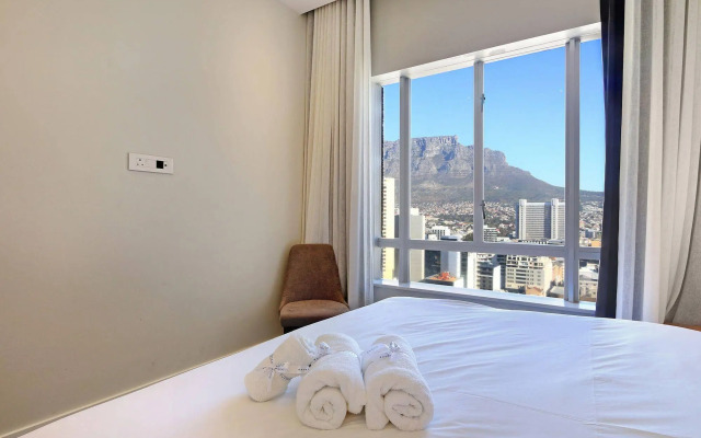 Triangle Luxury Suites by Totalstay