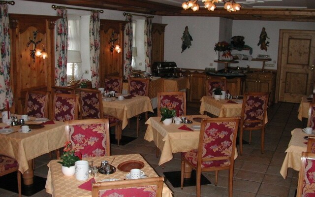 Hotel Edelweiss garni