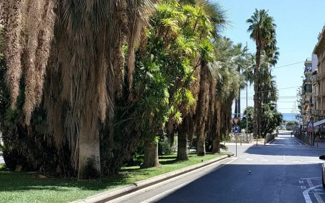 Holiday Spazio Blu Ghibli in Sanremo - CasaViva