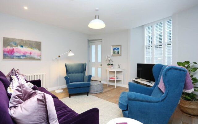 Vibrant City Centre 2-bed Apt.