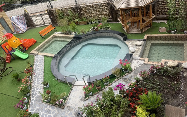 Shiman Hot Spring Hotel