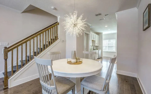 Beach Escape Two - Luxury Townhome