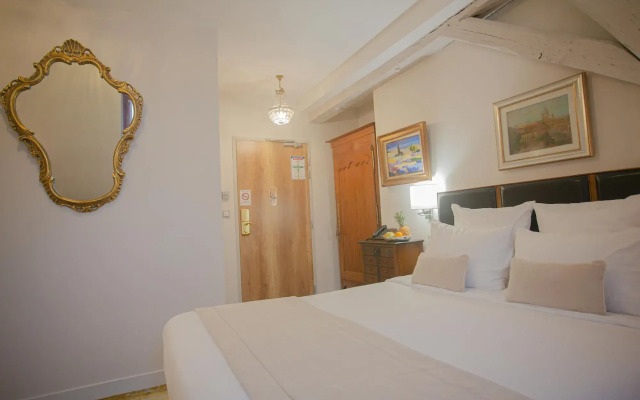 Hôtel Au Charme Rabelaisien