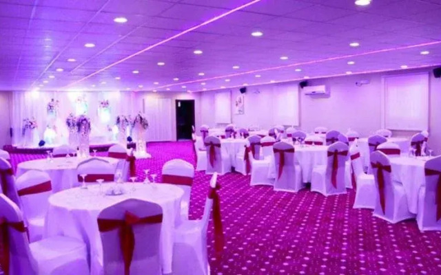 Danat Park Hotel