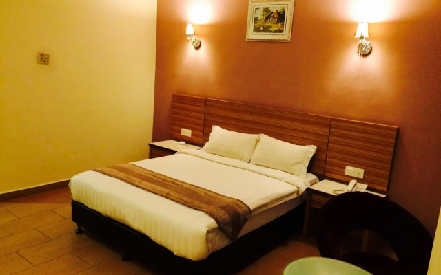 Grand Court Hotel