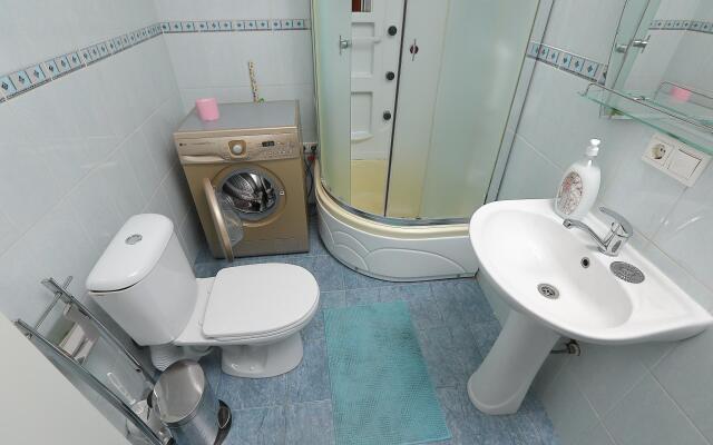 Vgosti на улице Батурина