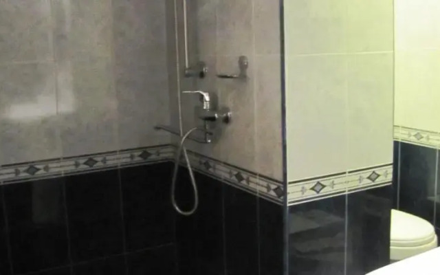 Apartment Charel na Ingorokva