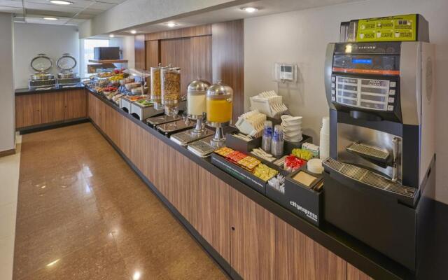 City Express by Marriott Celaya Parque