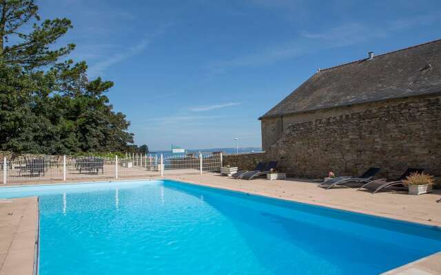 Clos de Vallombreuse, The Originals Relais