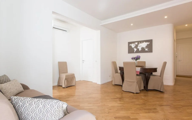 Rental in Rome Giulia Atmosphere