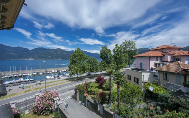 Residenza Oleandro Lake View Luino Center