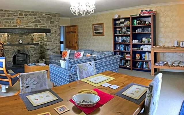 Maesyfelin Isaf B&B