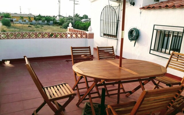 House With 3 Bedrooms in Oliva, With Terrace