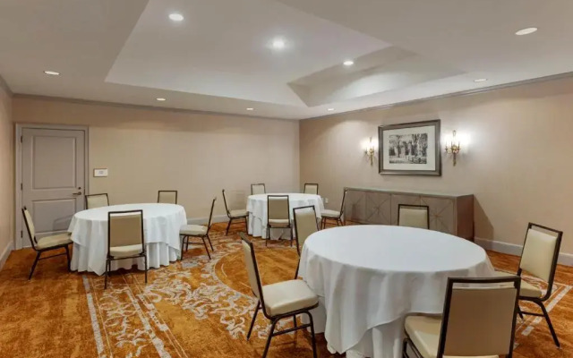 Omni New Haven Hotel at Yale