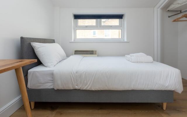 Spaciously Renovated 2BD Flat - Camden