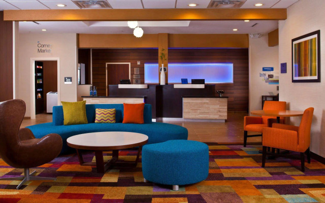 Fairfield Inn & Suites by Marriott Houston Hobby Airport.