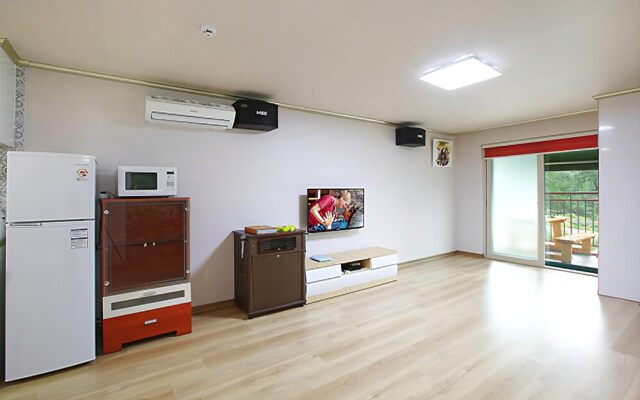 Gapyeong Azeroth Pension