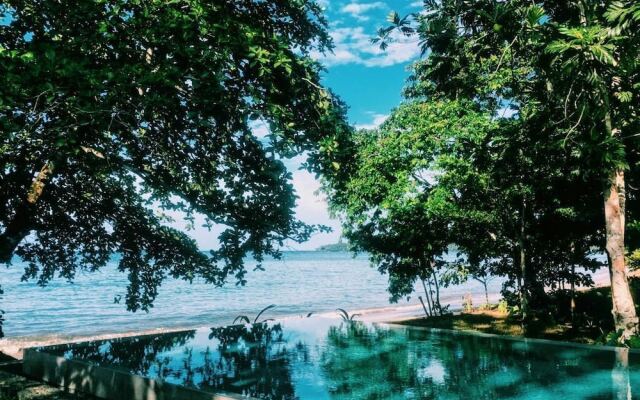 Sundy Praia  – Principe Collection
