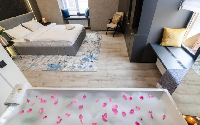 Royal apartment on Balabana 23