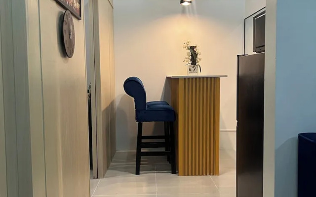 Ryle and Yang's Stylish 2BR Stay