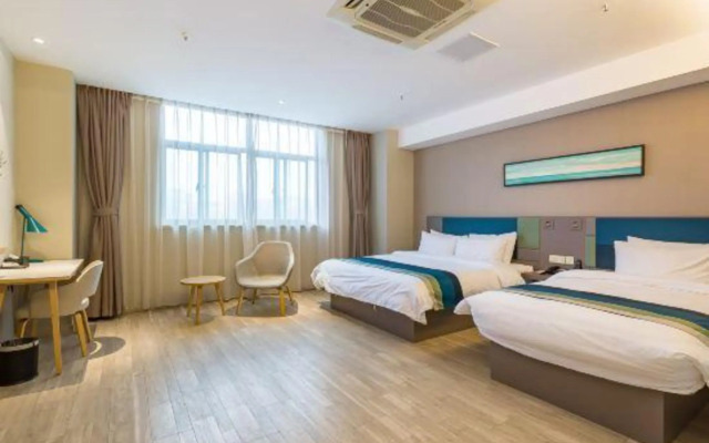 Home business hotel (suqian west lake road bus station)