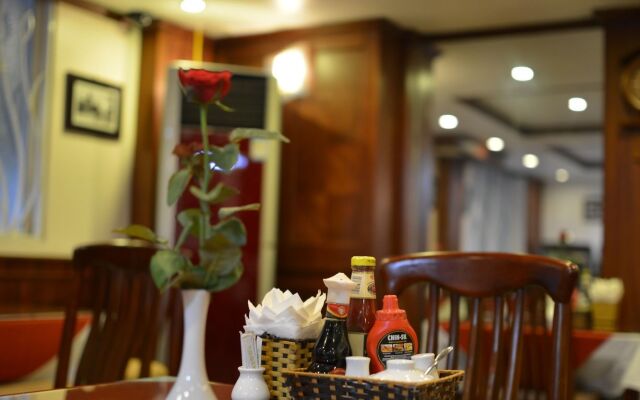Blue Ha Noi Inn Legend Hotel