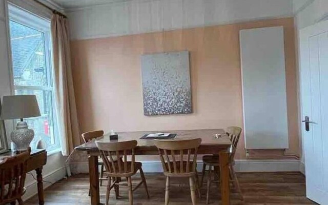 Stunning 4-bed Apartment in Cambridge