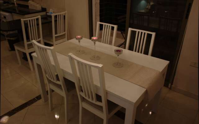 Modern & Hillview Terrace