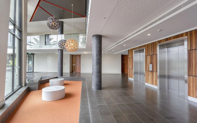 Sandy Hill Apartments by Ready Set Host