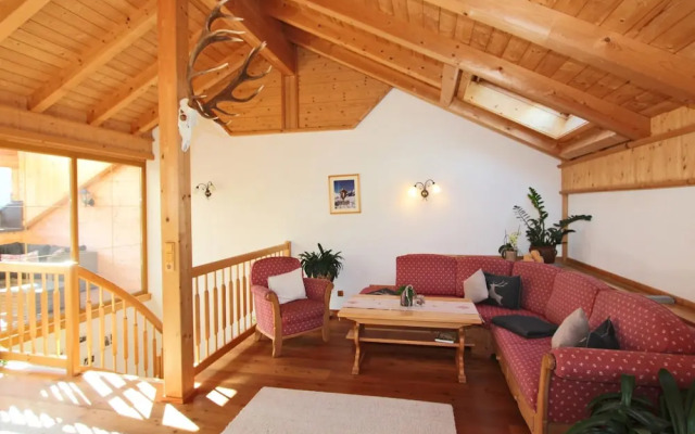 Cosy Holiday Flat With Garden in Wenns