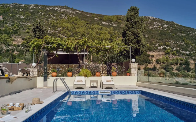 Lithakia Balcony Villa