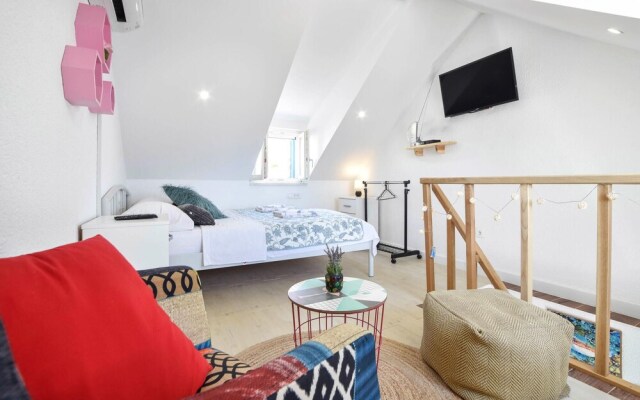 Nice Apartment in Split With 1 Bedrooms and Wifi