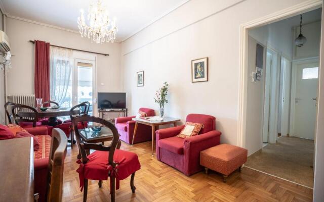 Family apartment at Kalithea 2 bedrooms 4 pers