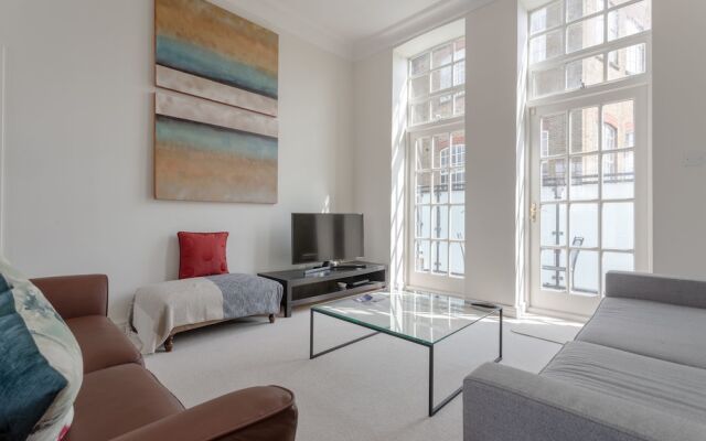 Spacious Apartment in a Factory Conversion