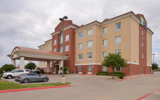 Holiday Inn Express Hotel & Suites Royse City, an IHG Hotel