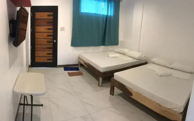 Seabreeze Beach Lodge