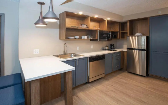 Candlewood Suites Cleveland South - Independence by IHG