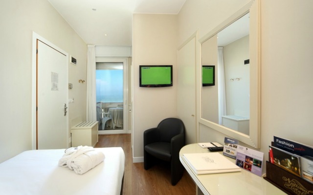 National Hotel