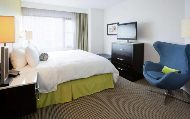 The Hollis Halifax a DoubleTree Suites by Hilton Hotel