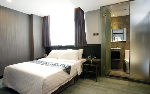 M1 Hotel North Point