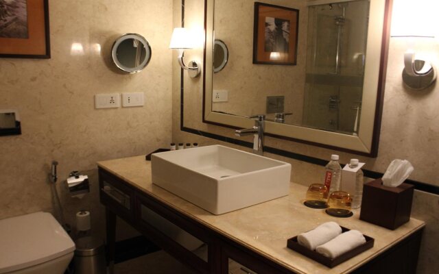Sheraton Grand Pune Bund Garden Hotel