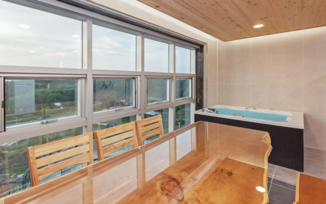 Daebudo W Eden Pension