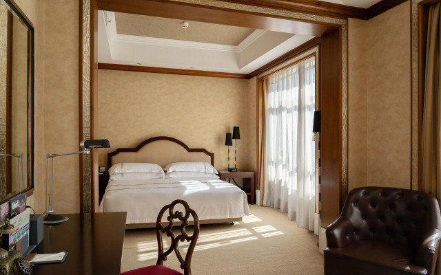 Hotel Indigo Shenzhen Overseas Chinese Town by IHG