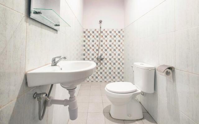 OYO 2669 Crown Residence