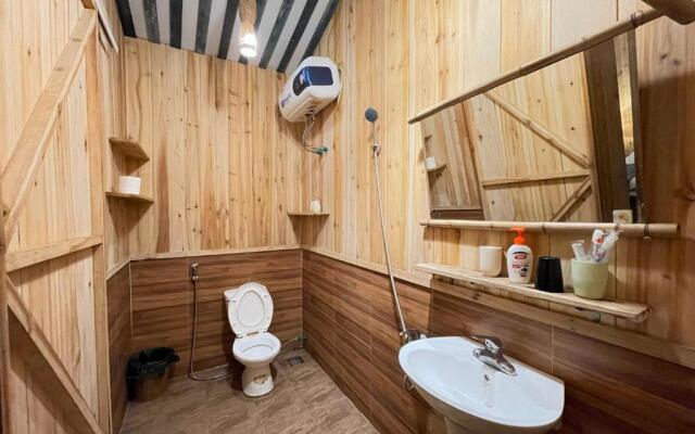 Sapa Jungle Pub  Homestay