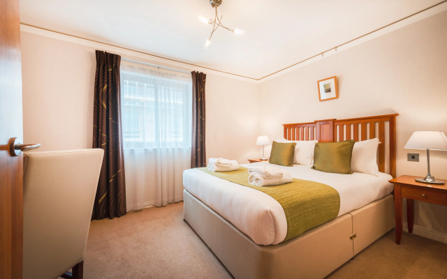 The Knight Residence Apartments by Mansley