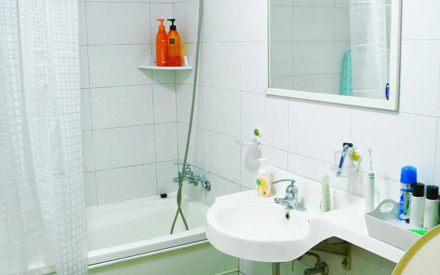Ganderak Guesthouse - Hostel