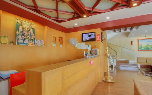 Hotel Shreenithi by OYO Rooms