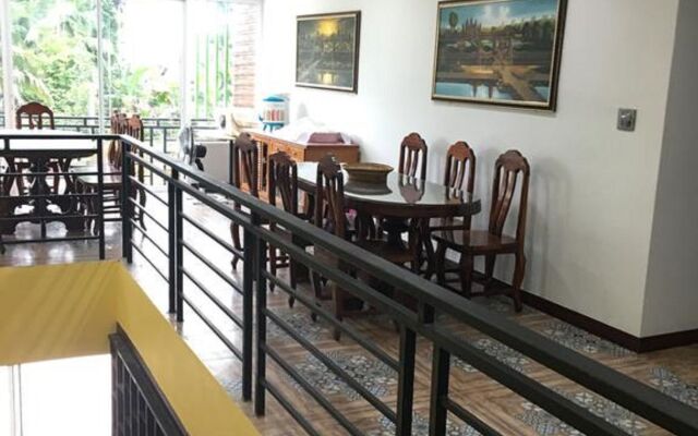 Baan Suan Punpaka Resort